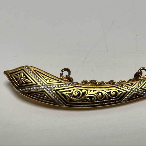Vintage Gold Damascene Sword Medieval Style Brooch - Picture 3 of 5
